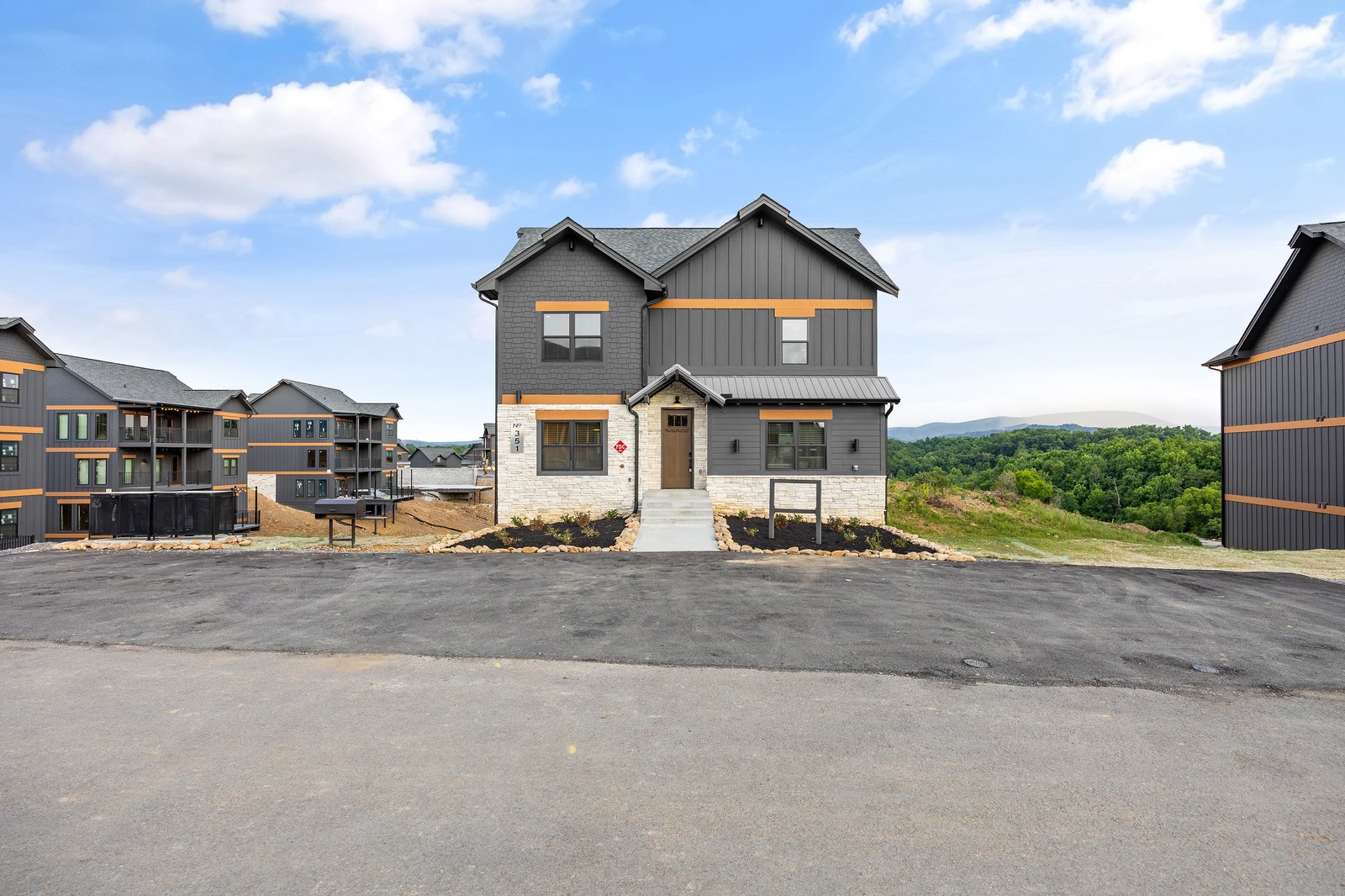 351 Rambling Creek 3